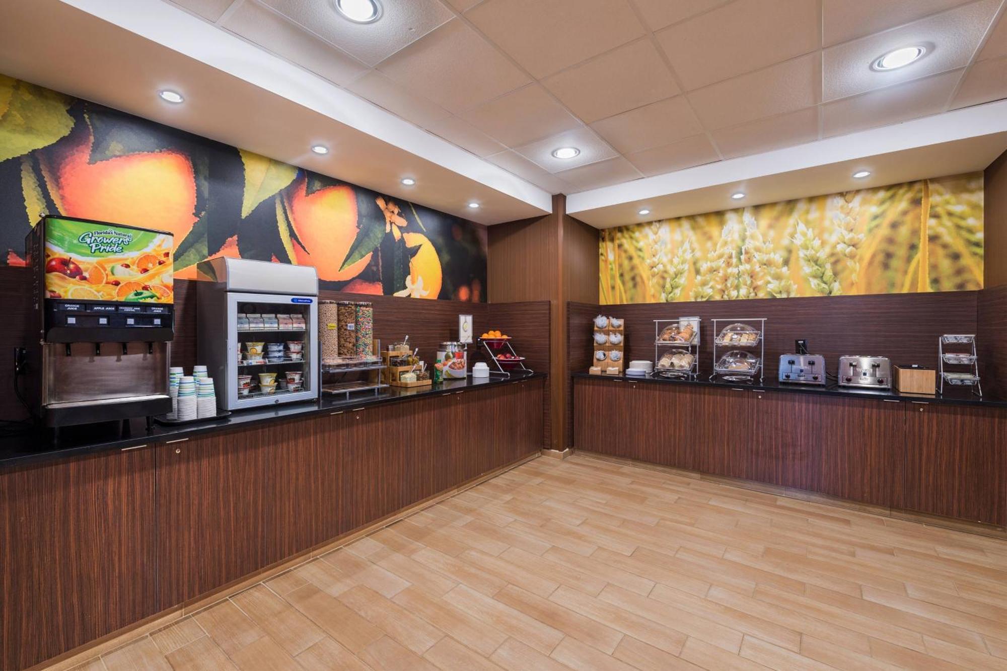 Fairfield By Marriott Inn & Suites Uncasville Mohegan Sun Area מראה חיצוני תמונה