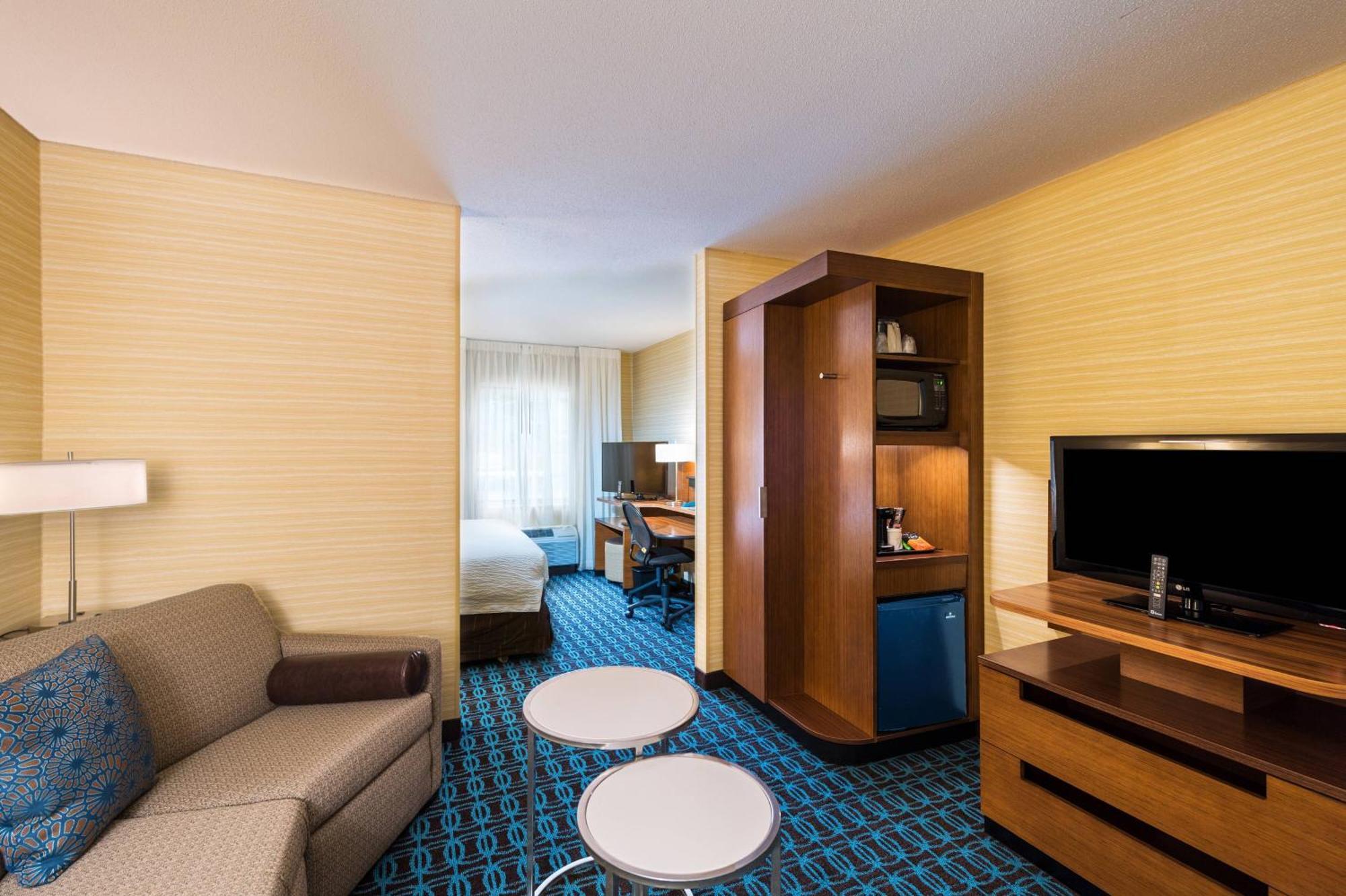 Fairfield By Marriott Inn & Suites Uncasville Mohegan Sun Area מראה חיצוני תמונה