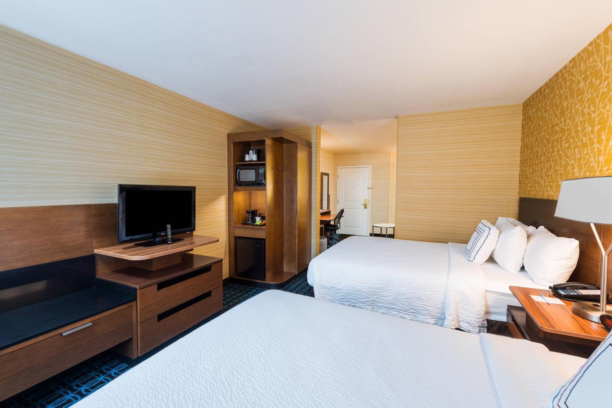 Fairfield By Marriott Inn & Suites Uncasville Mohegan Sun Area מראה חיצוני תמונה