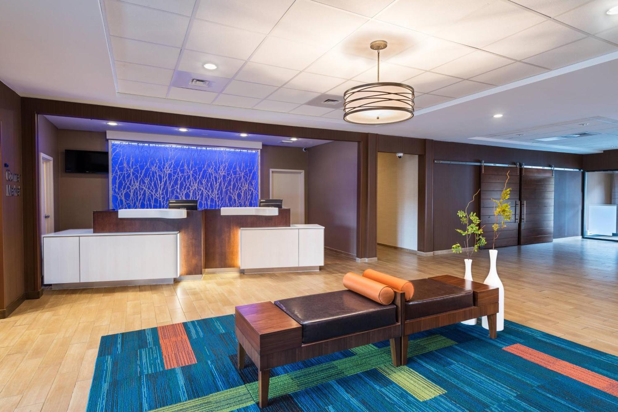 Fairfield By Marriott Inn & Suites Uncasville Mohegan Sun Area מראה חיצוני תמונה