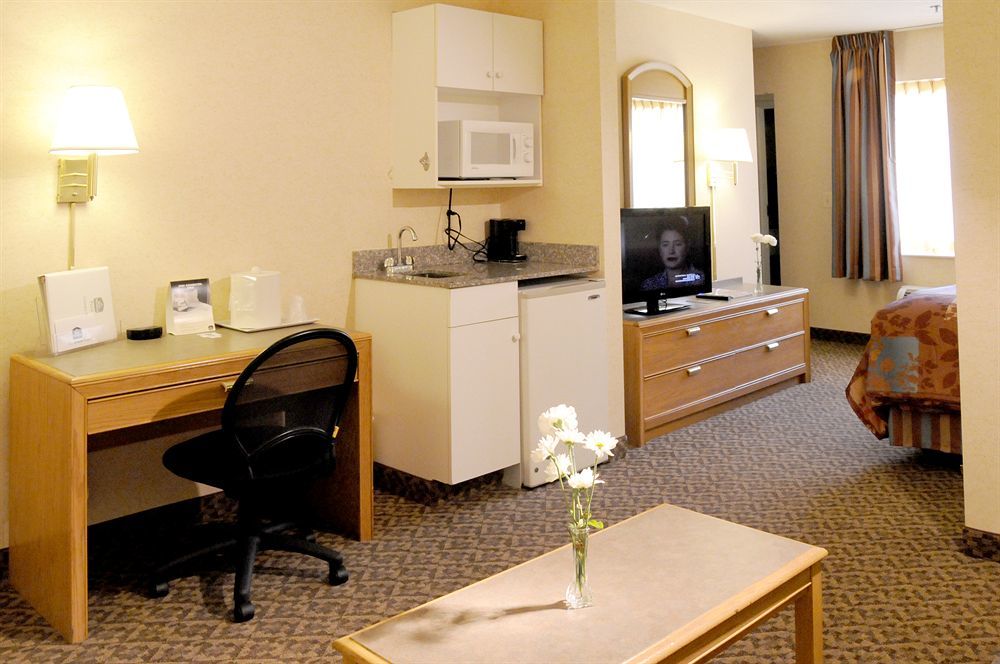Fairfield By Marriott Inn & Suites Uncasville Mohegan Sun Area מראה חיצוני תמונה