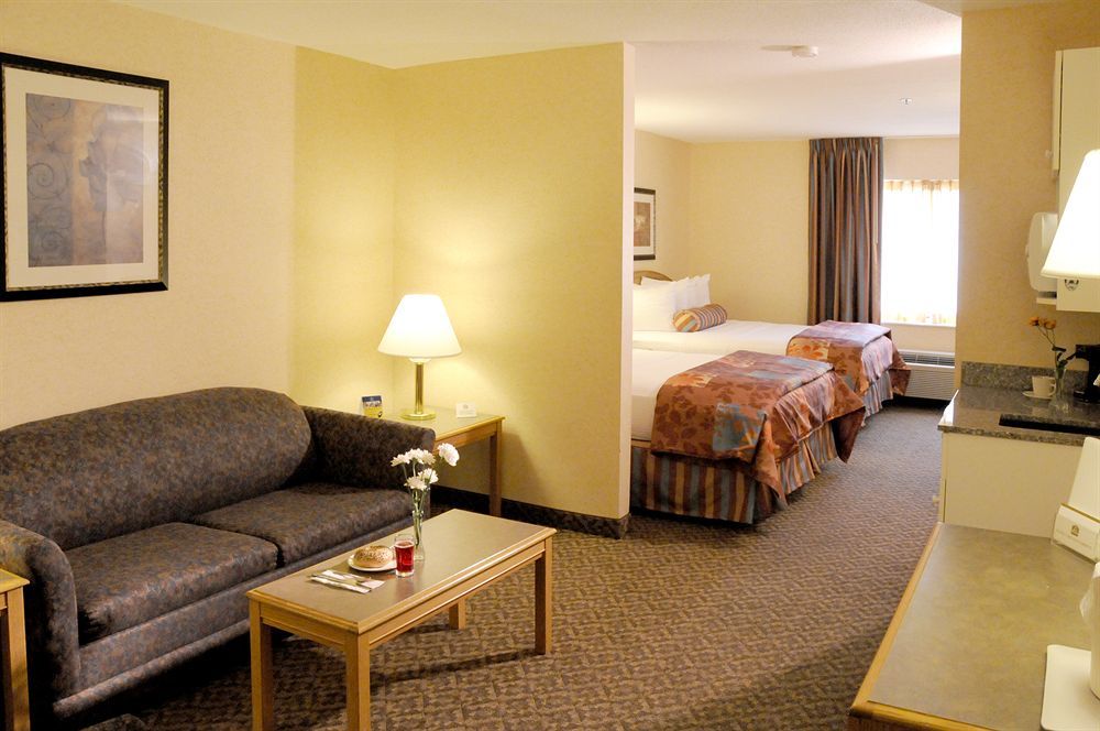 Fairfield By Marriott Inn & Suites Uncasville Mohegan Sun Area מראה חיצוני תמונה